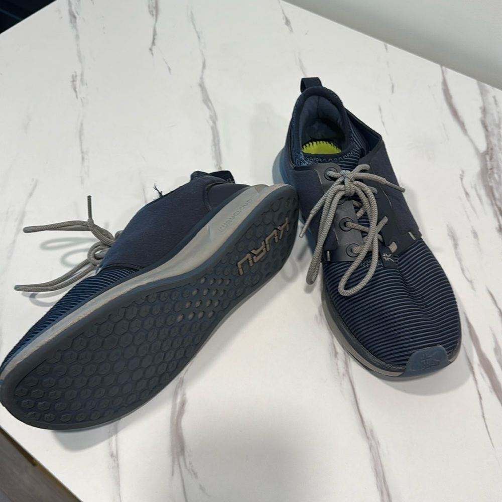 Kuru Size 8 men’s shoes